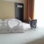Elysium Raya Hotel