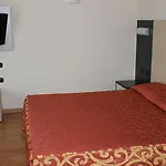Hotel Elysium Raya Mediglia