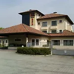 Hotel Elysium Raya Mediglia