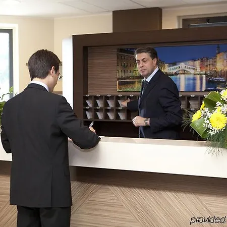 Hotel Elysium Raya Mediglia