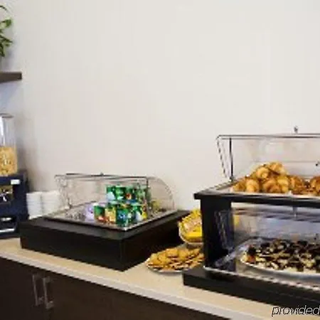 Elysium Raya Hotel Mediglia