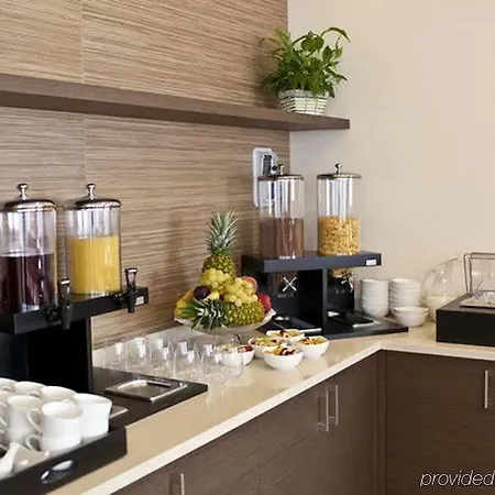 Elysium Raya Hotel Mediglia